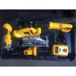 DEWALT TOOL KIT