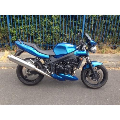 Triumph speed four 600cc