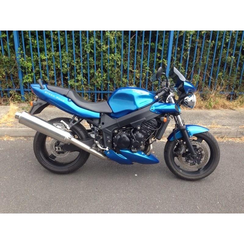 Triumph speed four 600cc