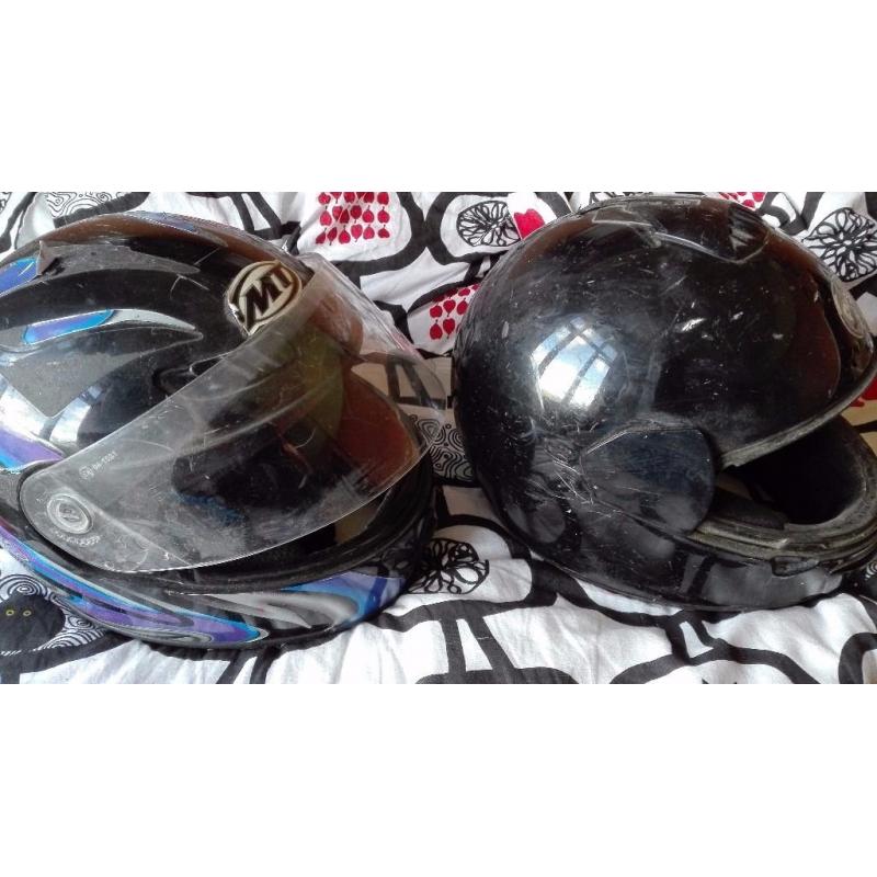 Two helmets (one for free)