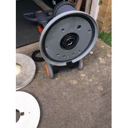17" Taski Ergodisc 200 Rotary Machine with Drive Board & Shampoo Brush & Pads