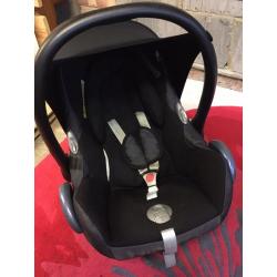 Maxi-cosi cabriofix carseat
