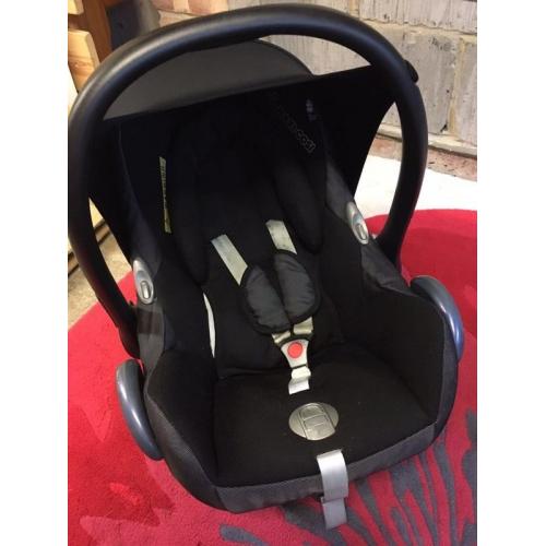 Maxi-cosi cabriofix carseat