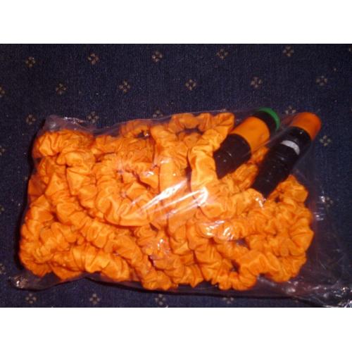 Expandable No Kink Garden Hose Pipe 15m orange in colour