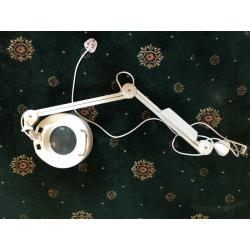 Draper Magnifier Glass Stand