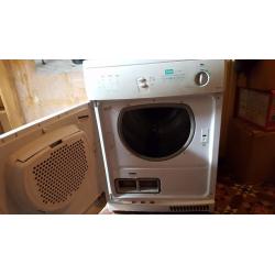 Tumble dryer condensor type