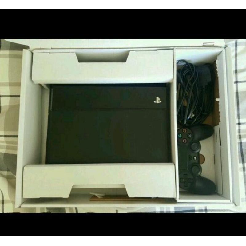 PS4 500GB Excellent Condition