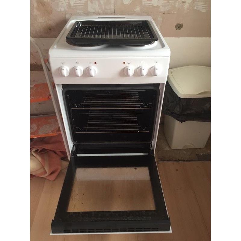 Electric oven