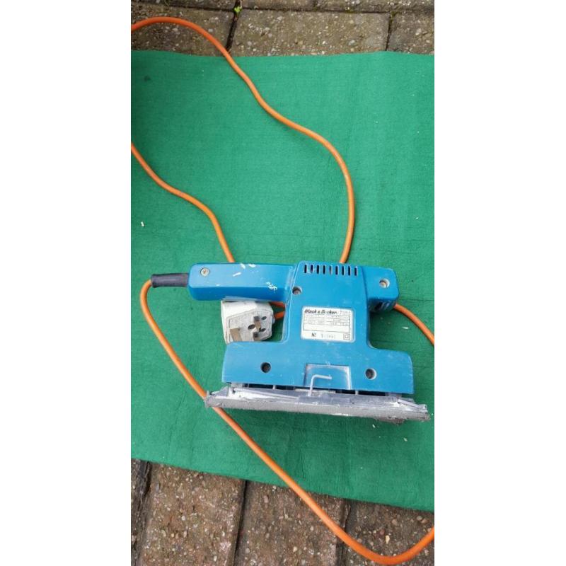 Black and decker sander