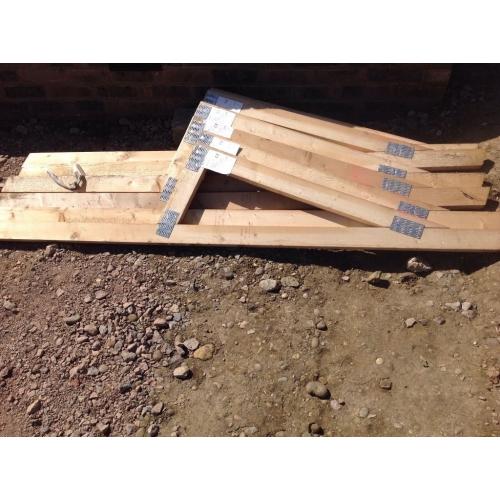 Timber roof struts