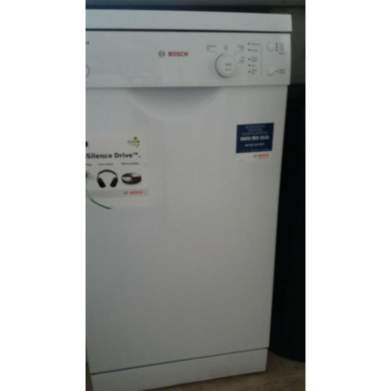 Bosch SPS40C12GB Classixx 9 Place Slimline Freestanding Dishwasher