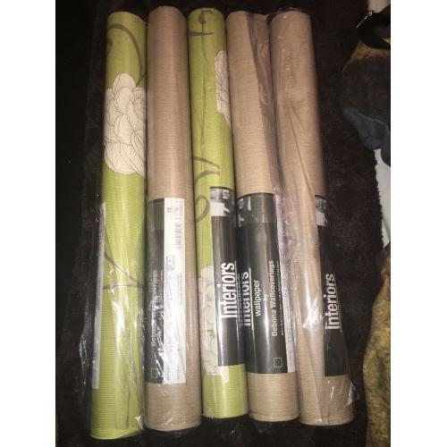 5 rolls of wallpaper