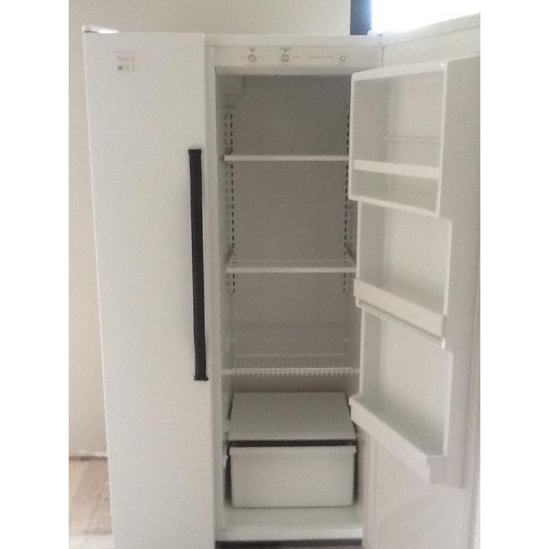 Whirlpool American Fridge Freezer