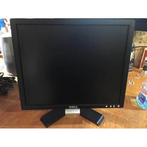 Dell 17" TFT computer monitor