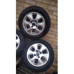 Ford Alloy Wheels (Set)