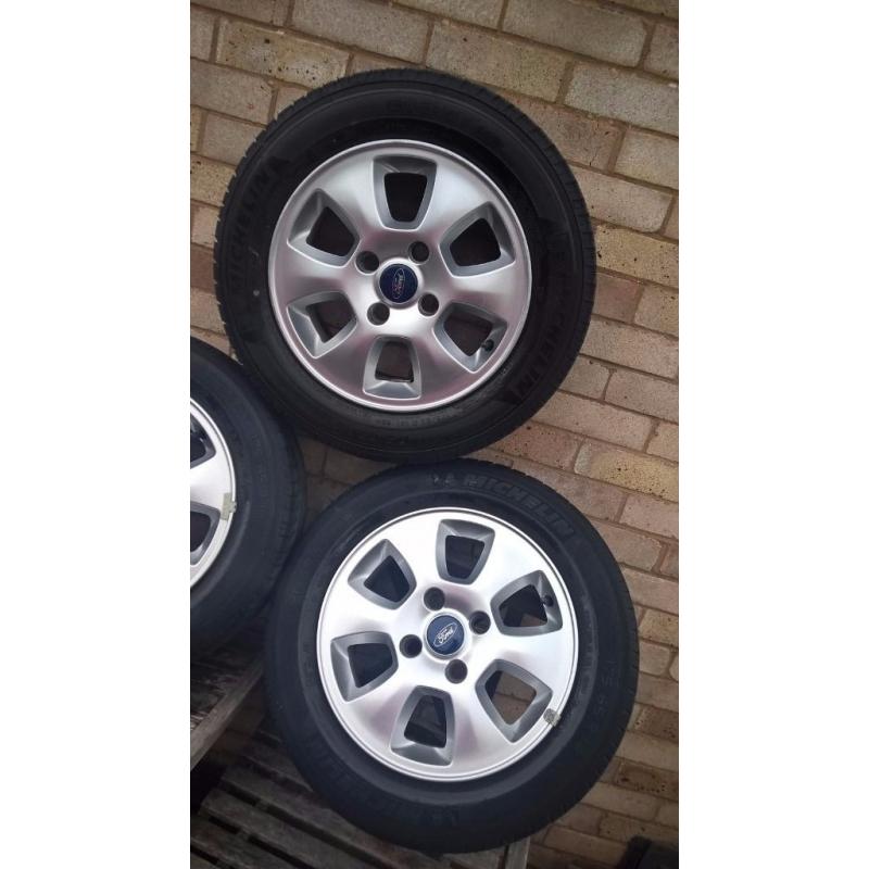Ford Alloy Wheels (Set)