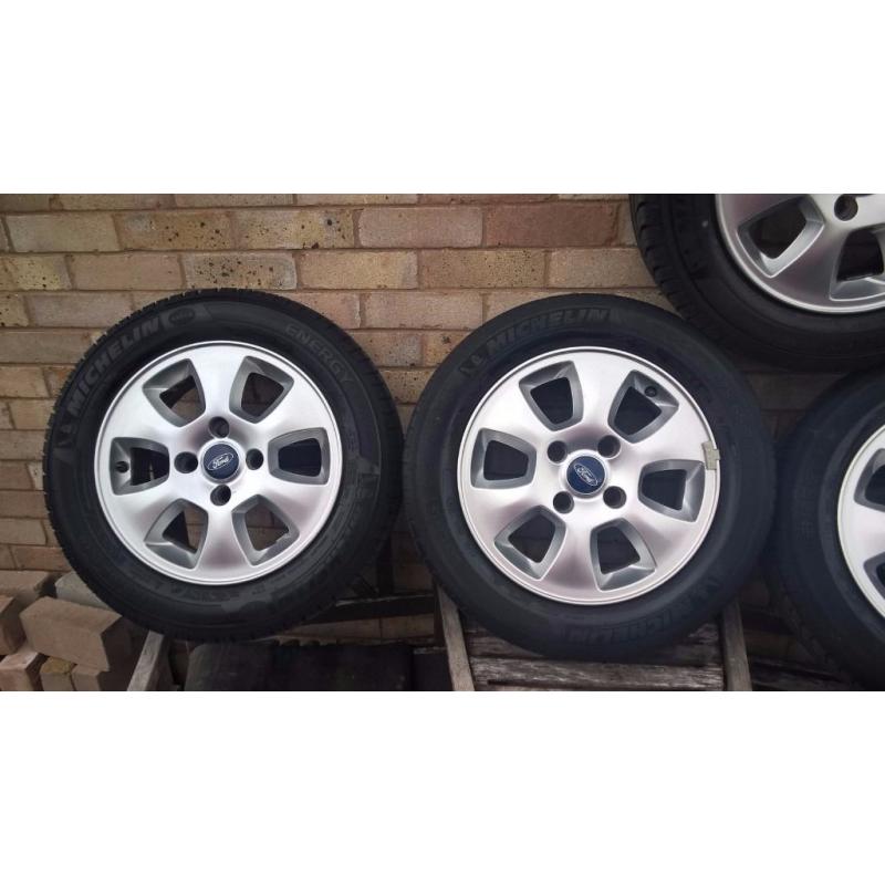 Ford Alloy Wheels (Set)
