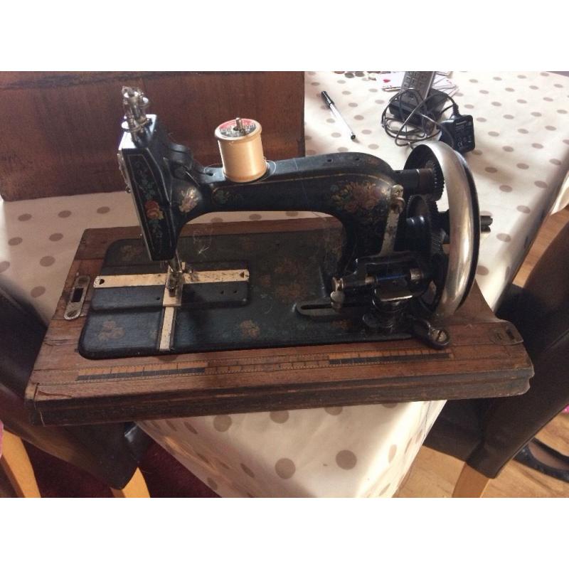 Hand Sewing Machine