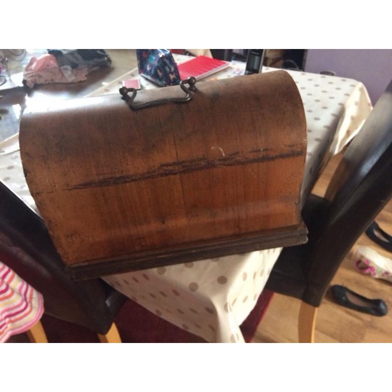 Hand Sewing Machine
