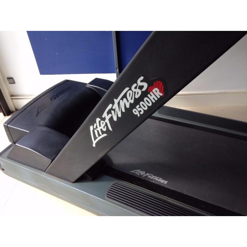 Life Fitness 9500HR Next Generation Commercial Treadmill