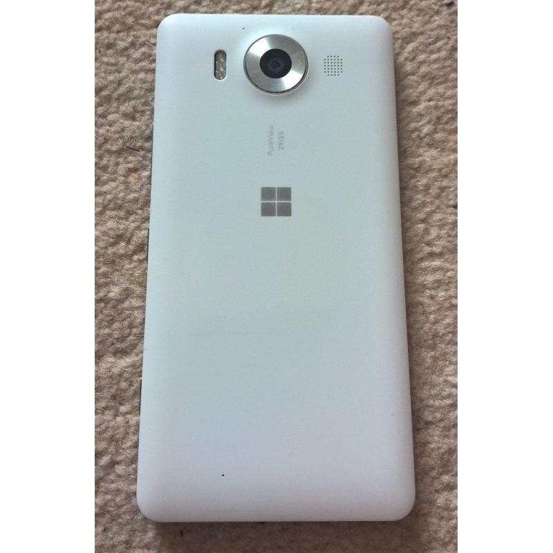 Microsoft Lumia 950 Unlocked And Docking Station
