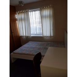 Double room in shared house, Bedminster Down