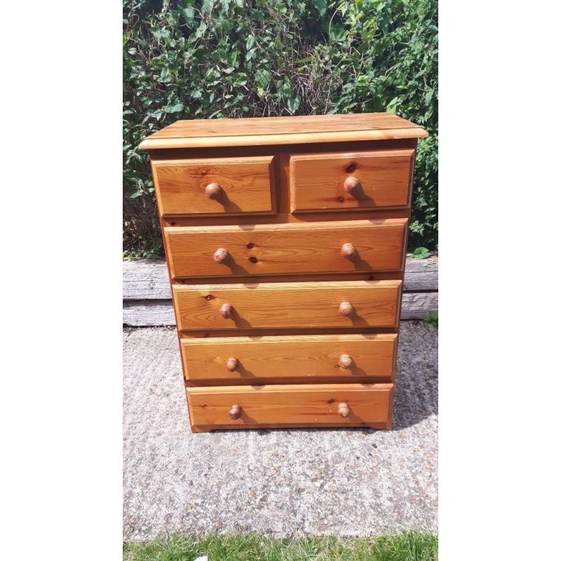Chest of 2 over 4 drawers - pine