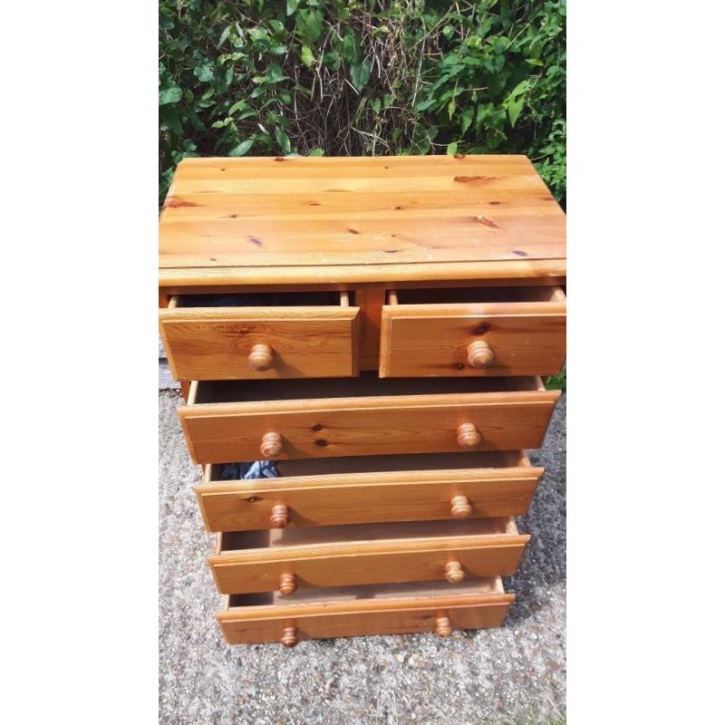 Chest of 2 over 4 drawers - pine