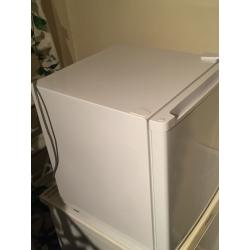Argos tabletop freezer