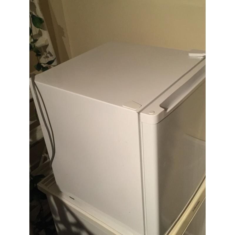 Argos tabletop freezer