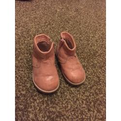 4 Pairs of toddler boots
