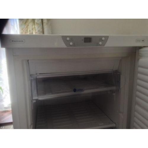 Whirlpool Frost Free Tall Freezer