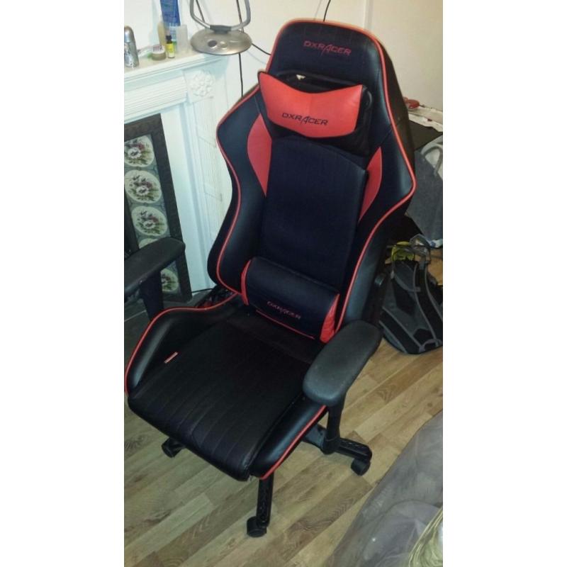 DX Racer Gaming Chair Very good state - BARGAIN DUE TO MOVING (GTG BEFORE 15/08/2016)