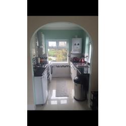 Single Bedroom in Clean Modern Flat in South Woodford