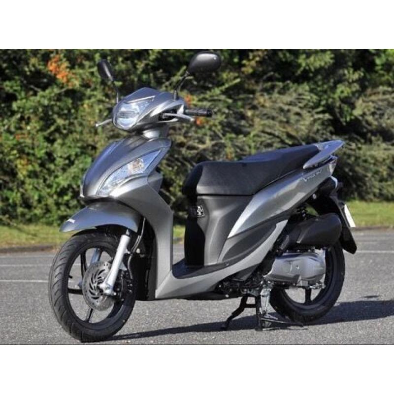 2012 Honda Vision 50cc very low miles