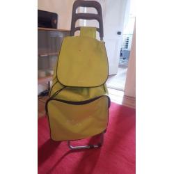 Shopping trolley