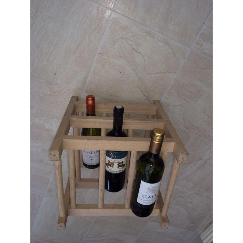 Wooden wine rack for 9 bottles