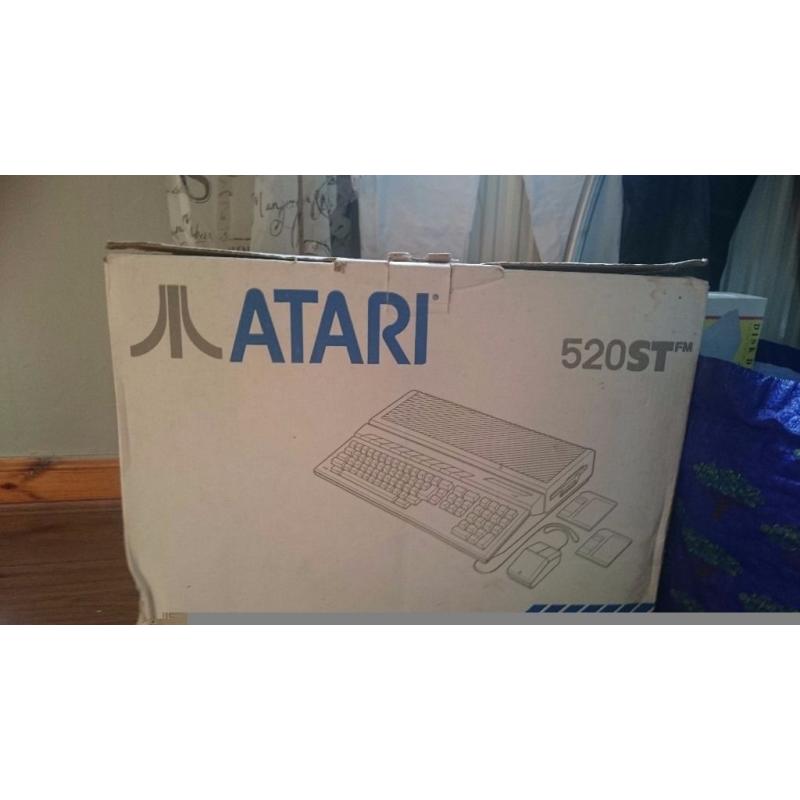 Atari 520st computer boxed