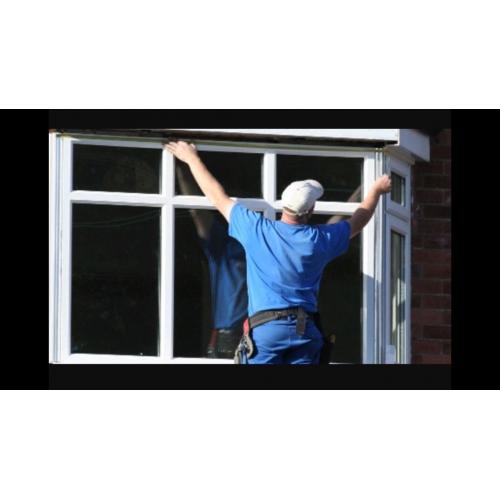 Window fitters mate