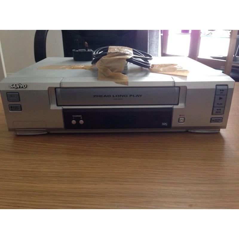 Old VCR (Video Player)