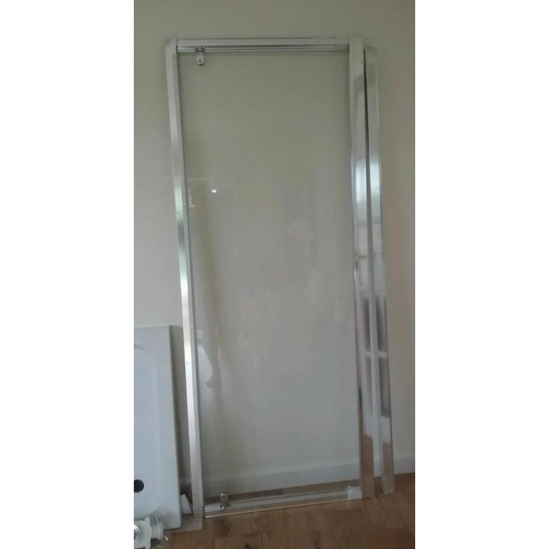 Shower tray and door