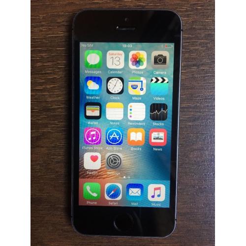 iPhone 5s - Space Grey - 16GB - Locked on O2 - NO OFFERS