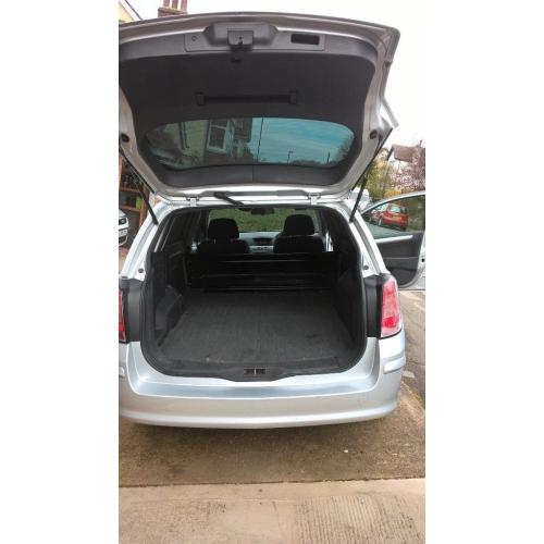 vauxhall astra sportive 1.7CDTI MOT til 2017, was reg in 2012.