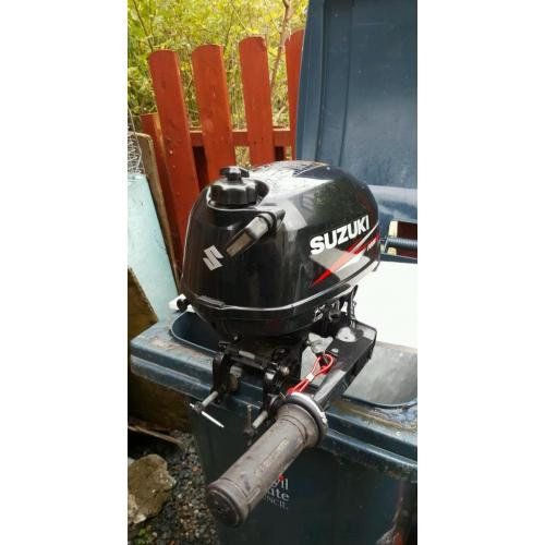 2 x suzuki outboard engines 2.5hp & 6hp