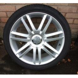 Set of 4 19" Alloy Wheels