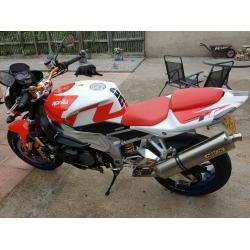 Aprilla tuono 1000r