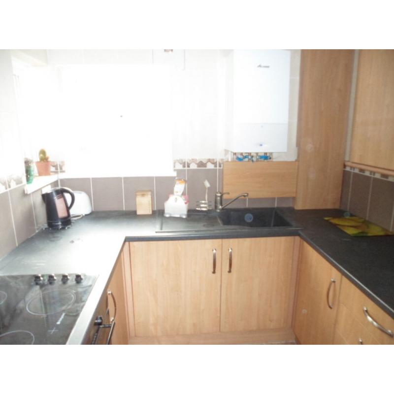 Double Room...... Carmarthen Town Centre