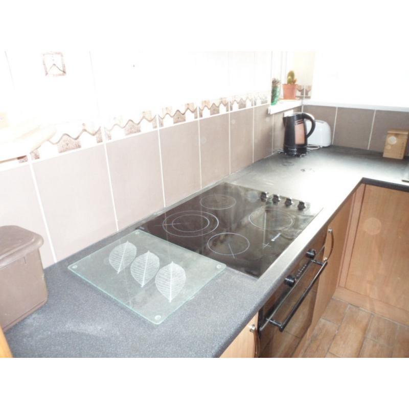 Double Room...... Carmarthen Town Centre