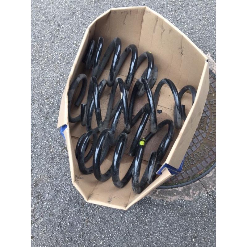 VW T5.1 Front and Rear Springs, only done 100 miles - As New