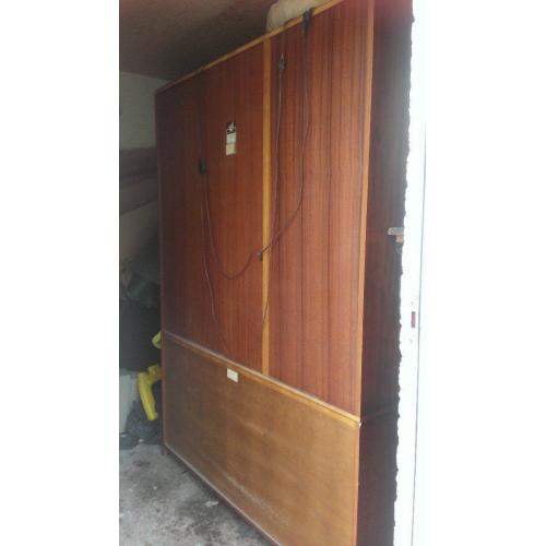 display cabinet